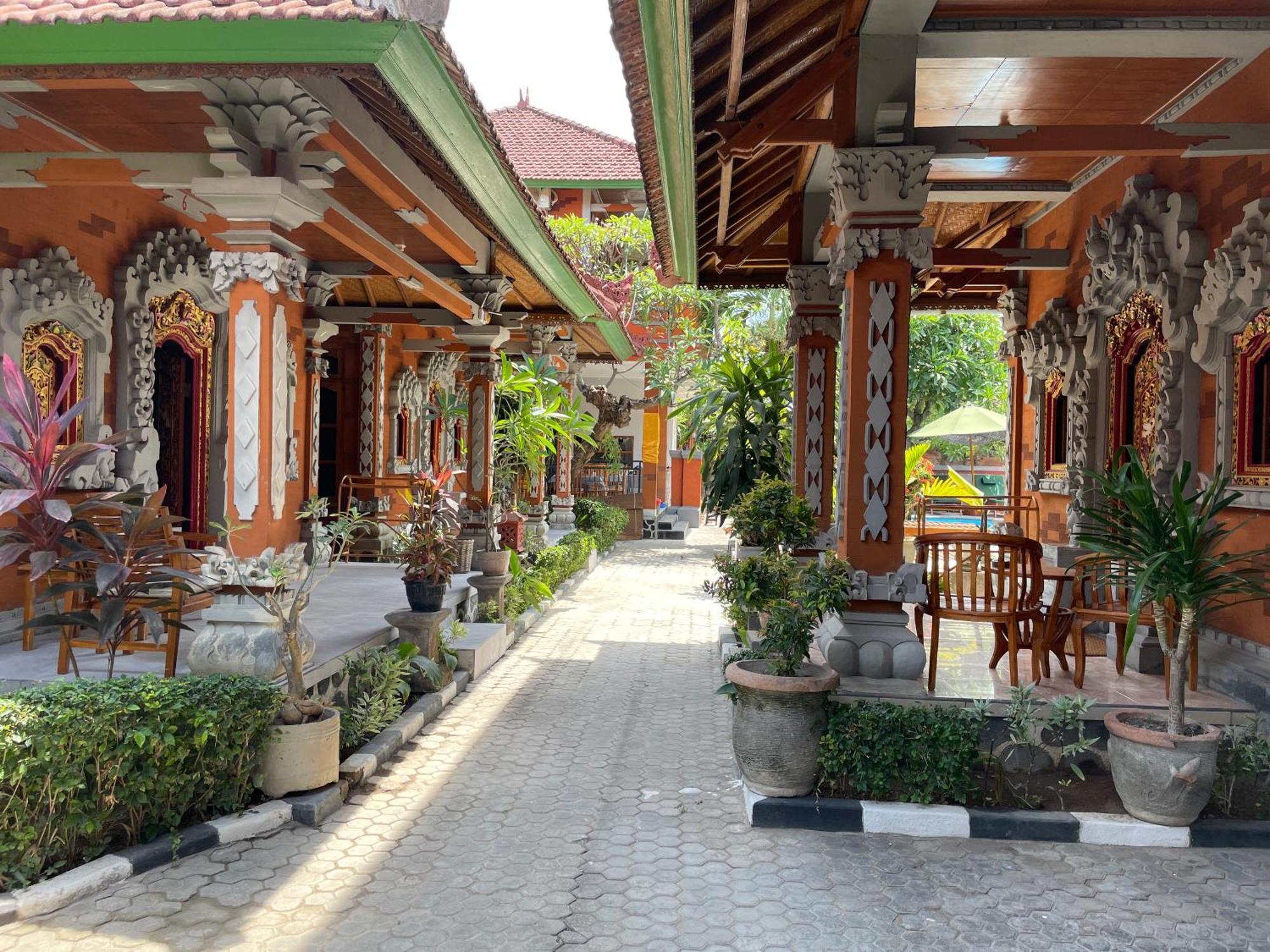 Hotel Kubu Elsa Bali Lovina Exterior foto