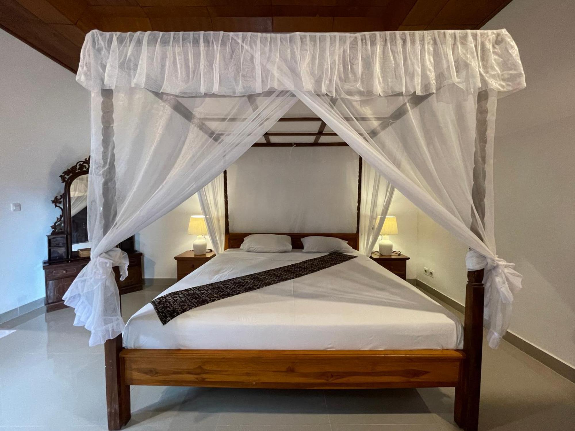 Hotel Kubu Elsa Bali Lovina Zimmer foto