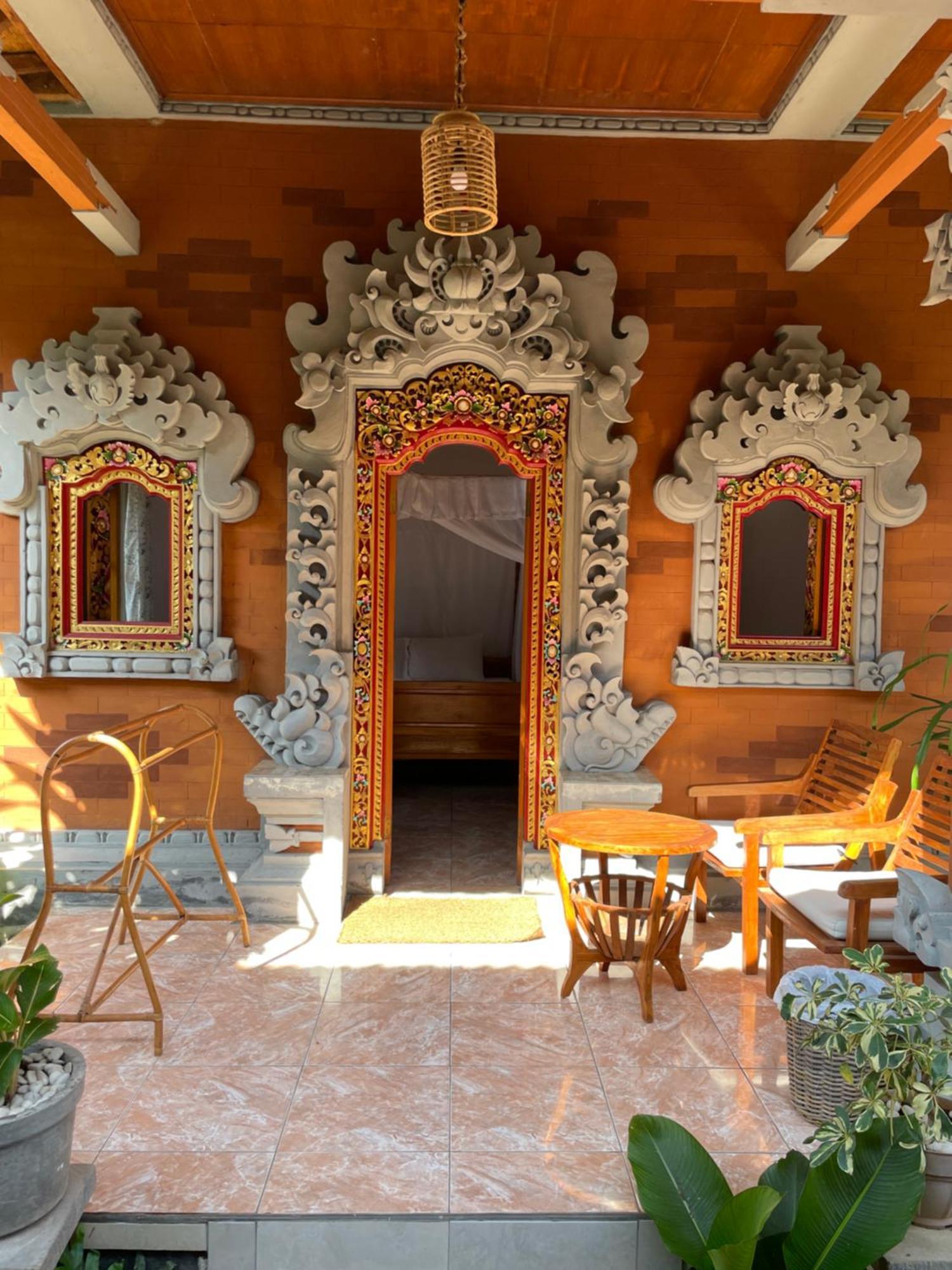 Hotel Kubu Elsa Bali Lovina Zimmer foto