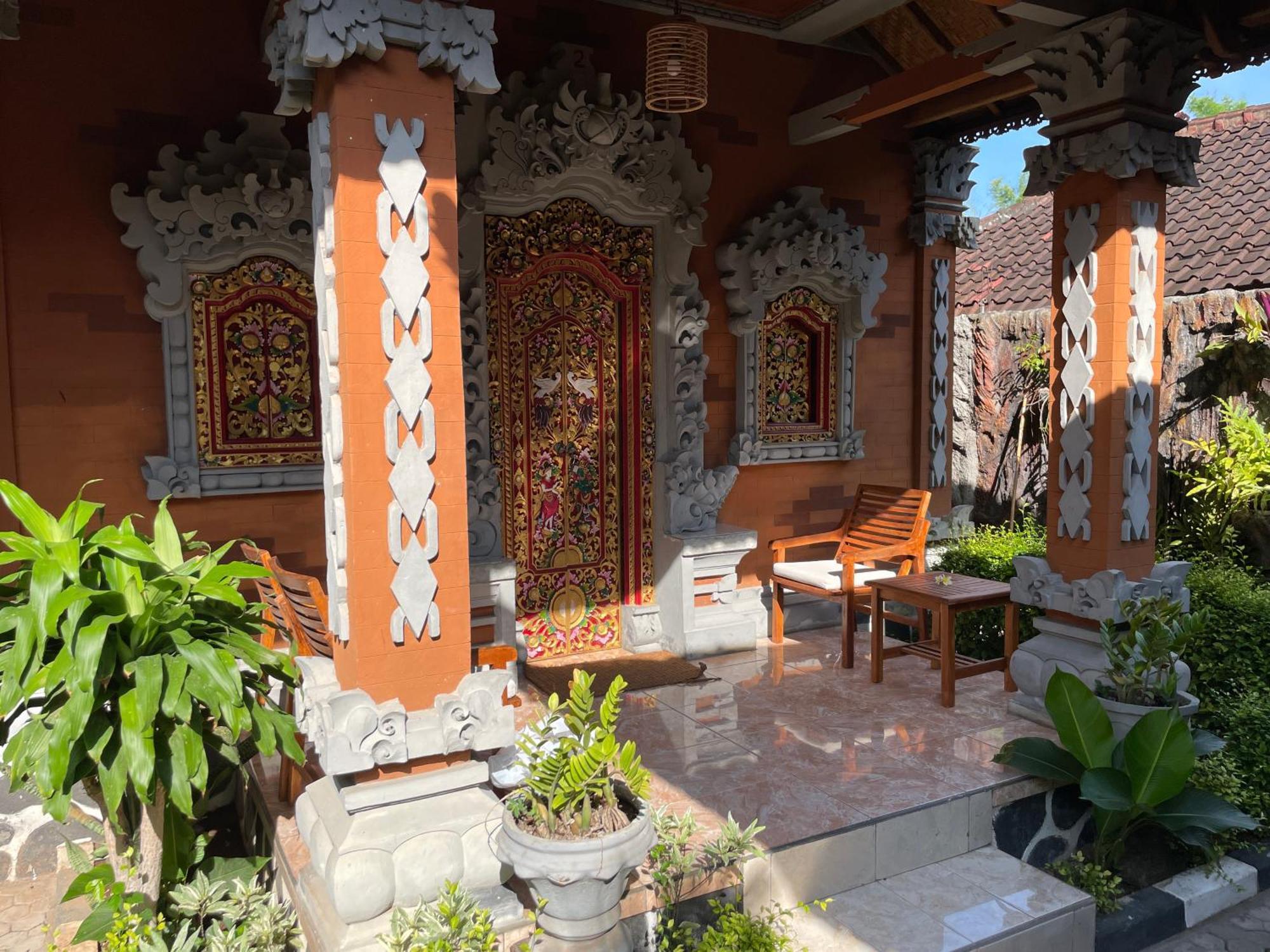 Hotel Kubu Elsa Bali Lovina Zimmer foto