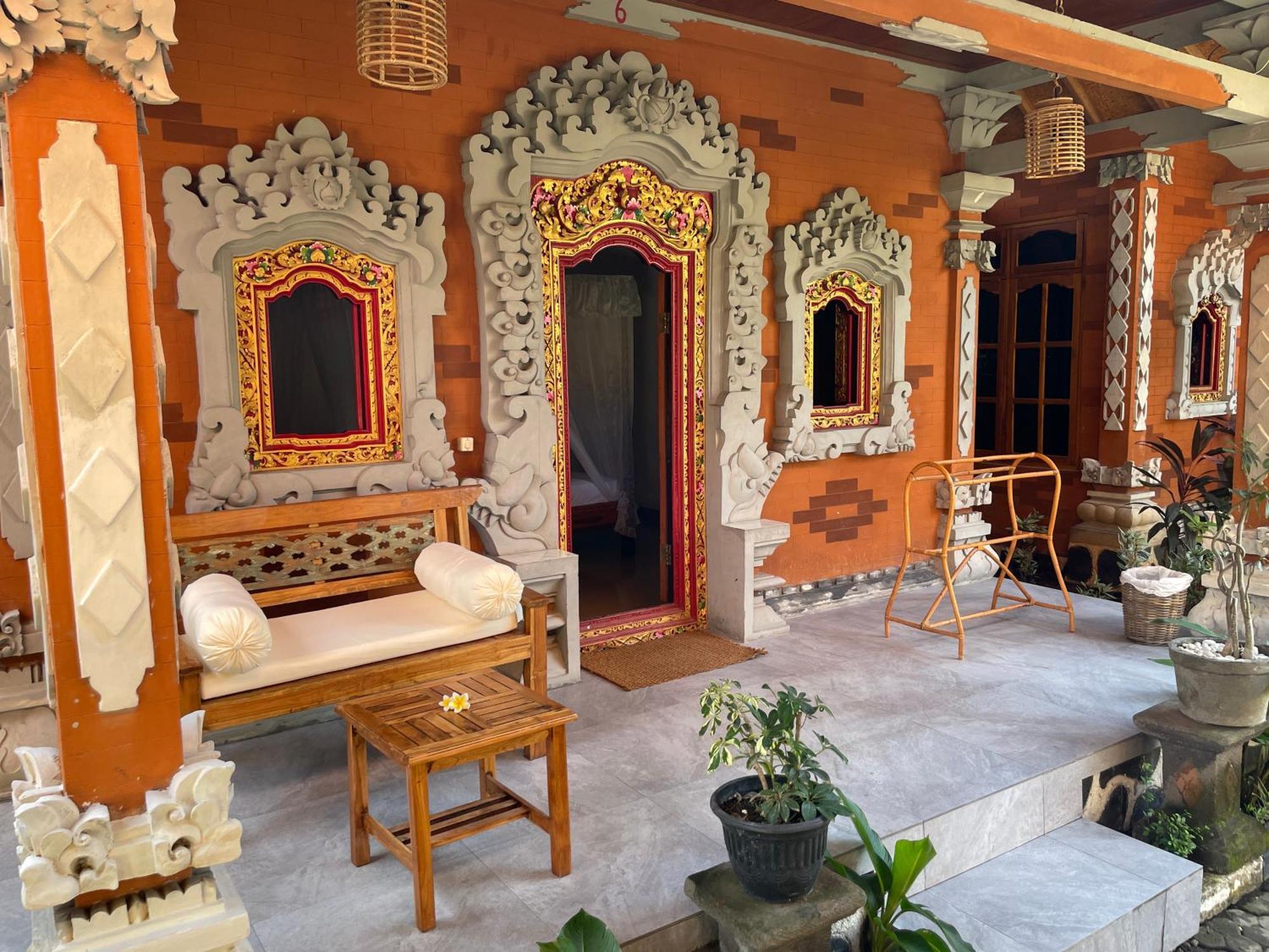 Hotel Kubu Elsa Bali Lovina Zimmer foto