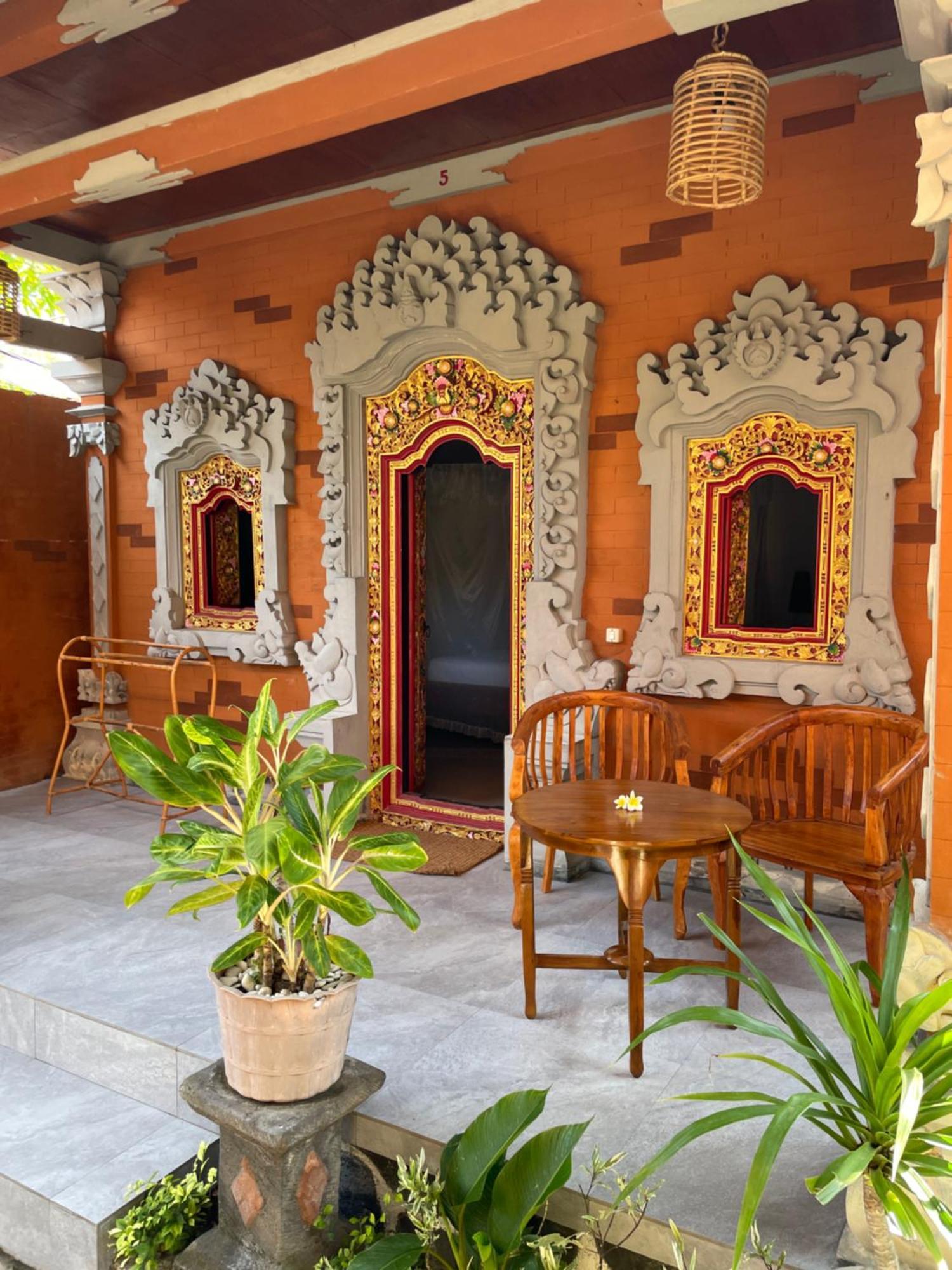 Hotel Kubu Elsa Bali Lovina Zimmer foto